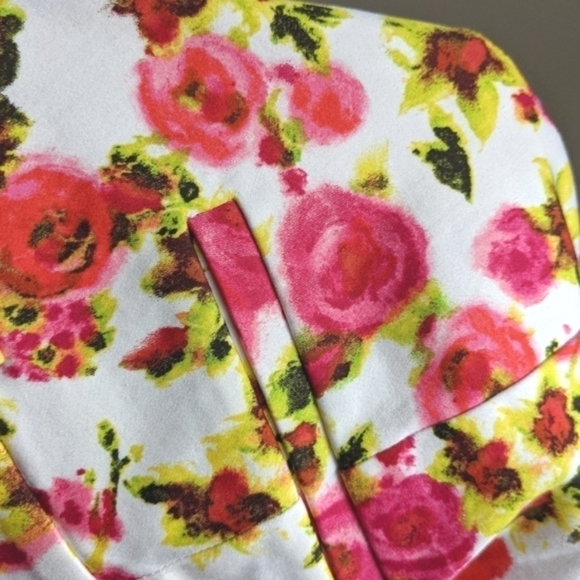 NWT Floral Straight Narrow Crop Maximalist Pants Pink Summer - Picture 6 of 15